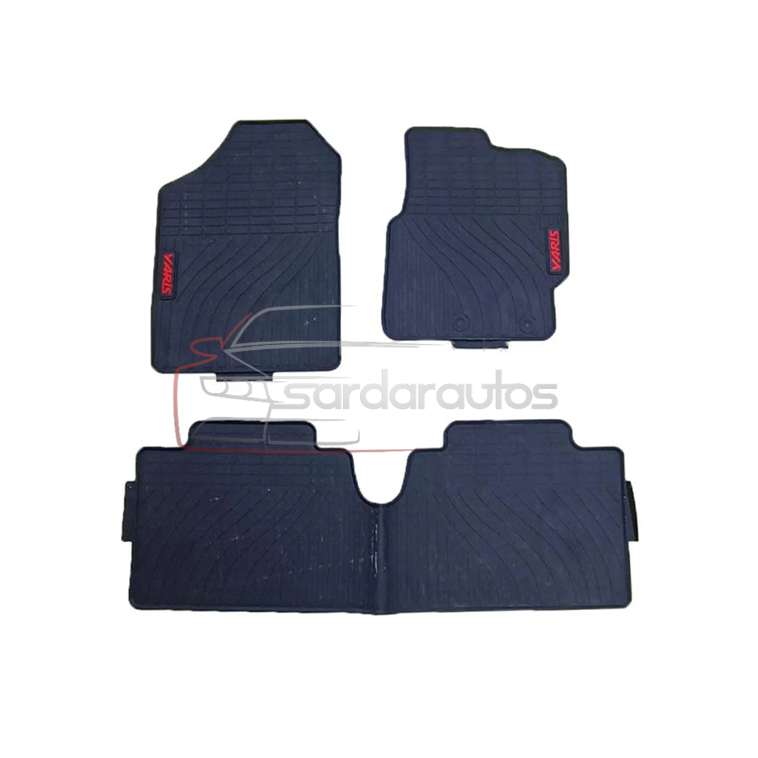 Toyota Yaris Custom Fit PVC Rubber Floor Mat 3Pcs 2020-2021 - Black Mix Design