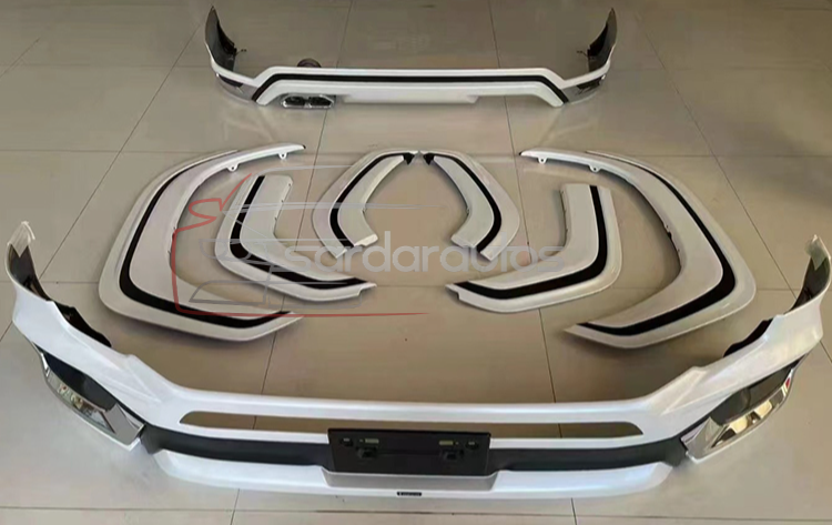 Toyota Land Cruiser LC300 Modellista Bodykit 2022